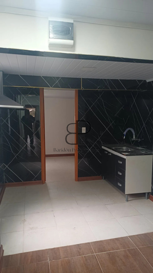 Alquiler Casa 2 Dormitorios Montes de Solymar Cochera y Patio · Foto 6