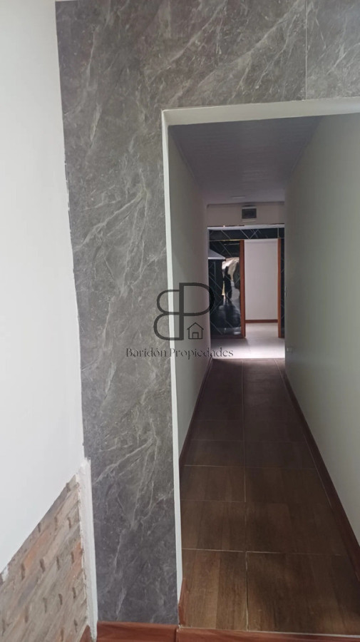 Alquiler Casa 2 Dormitorios Montes de Solymar Cochera y Patio · Foto 10