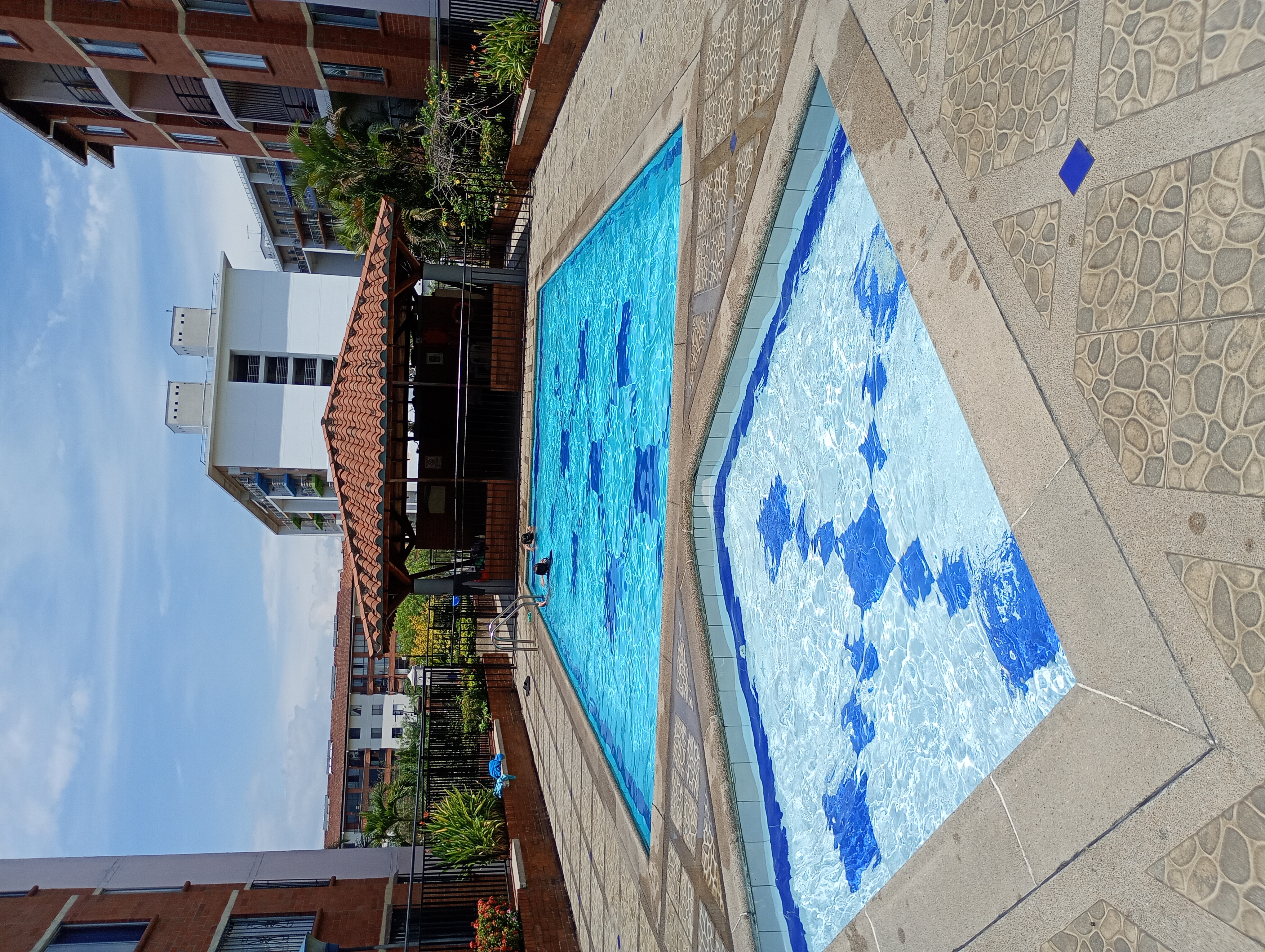 Apartamento en Arriendo en El limonar, Cali en Canaverales