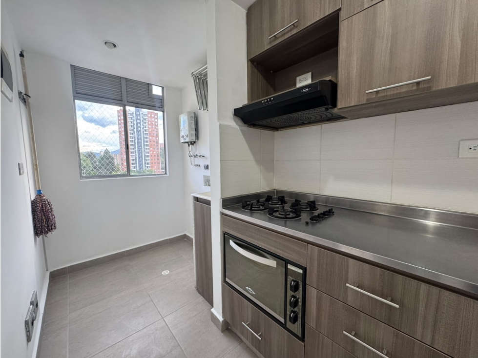 Apartamento en venta en La Independencia, Itagüí · foto 4 de 15