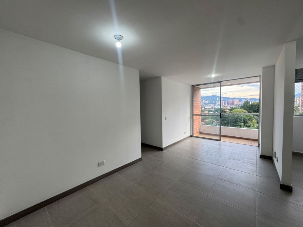Apartamento en venta en La Independencia, Itagüí · foto 6 de 15