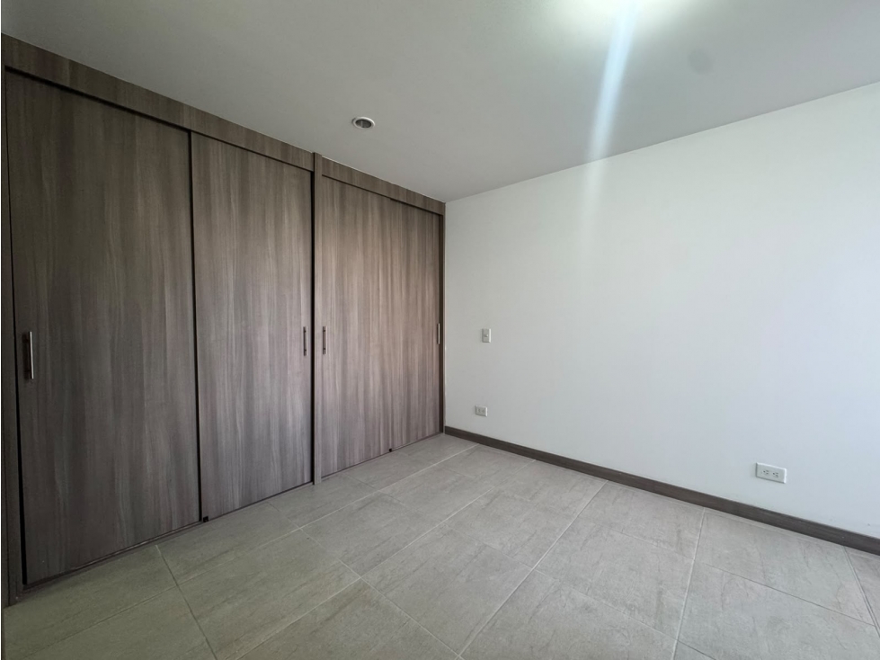 Apartamento en venta en La Independencia, Itagüí · foto 10 de 15