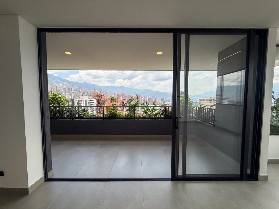 Apartamento en venta en El Poblado, Medellín · foto 3 de 22