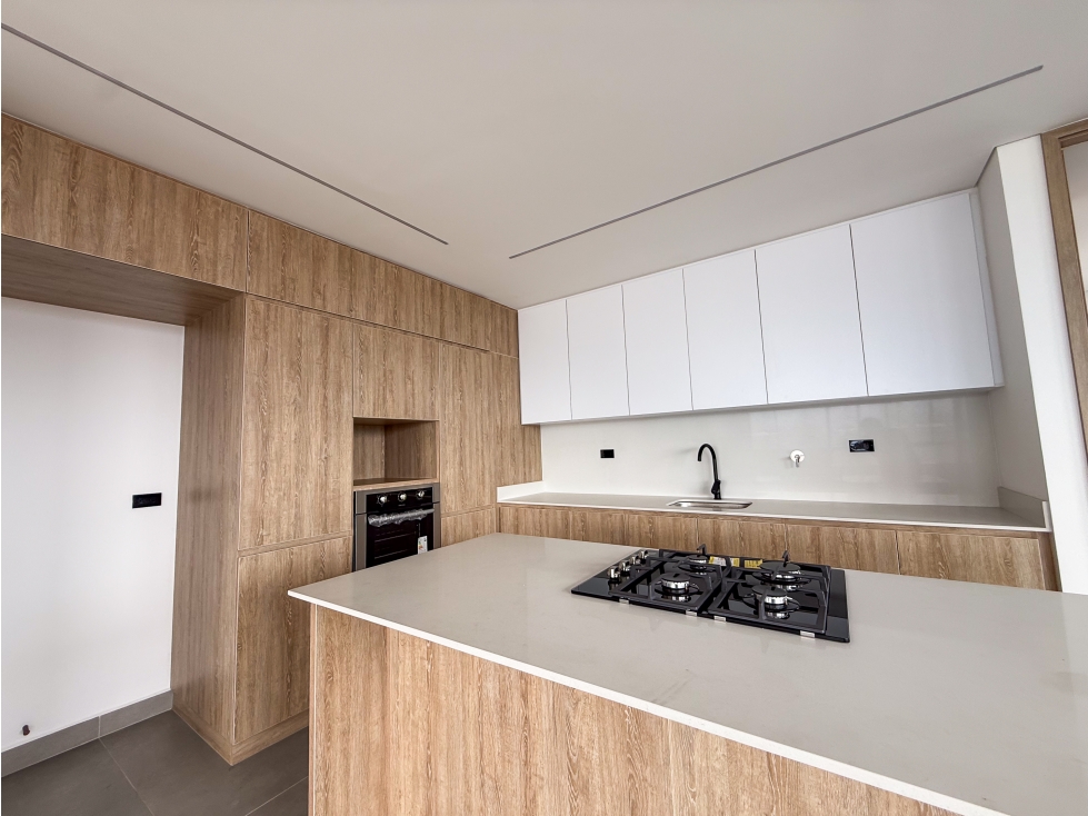 Apartamento en venta en El Poblado, Medellín · foto 9 de 22