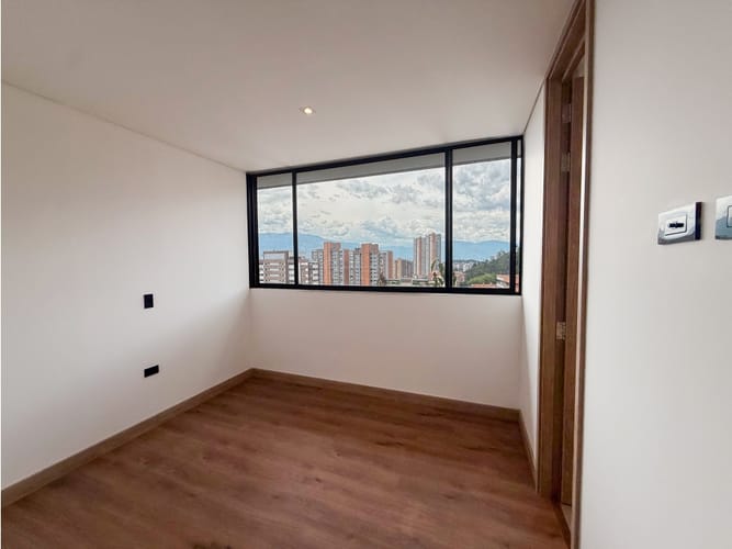 Apartamento en venta en El Poblado, Medellín · foto 12 de 22