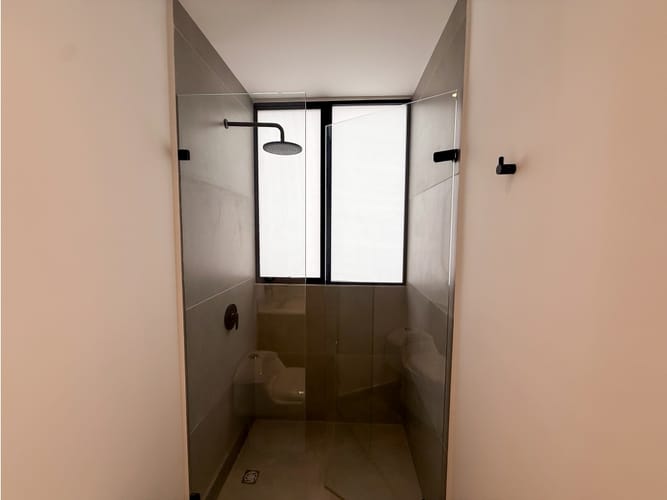 Apartamento en venta en El Poblado, Medellín · foto 18 de 22