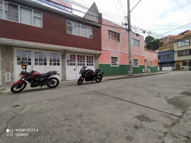 Casa de 6 alcobas en venta en San Jorge Sur, Bogotá, 250 m² · foto 6 de 18