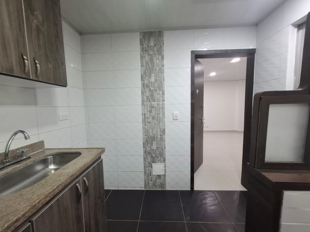 Apartamento en venta en Colon, Bogotá · foto 4 de 21
