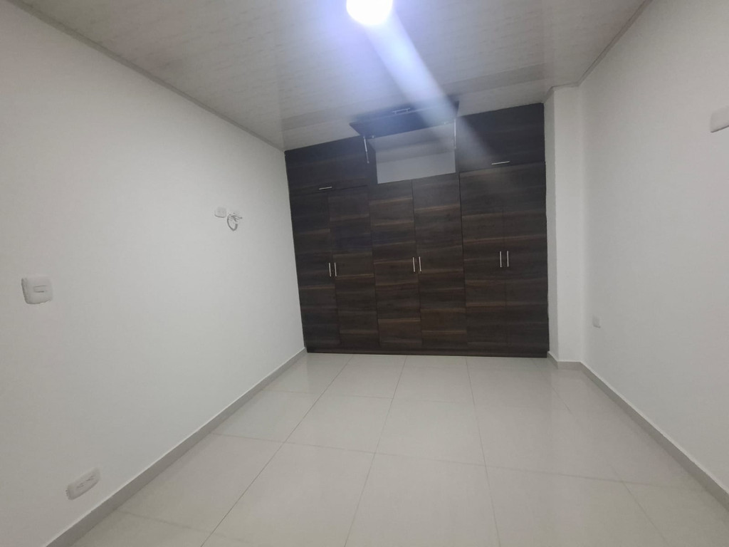 Apartamento en venta en Colon, Bogotá · foto 9 de 21