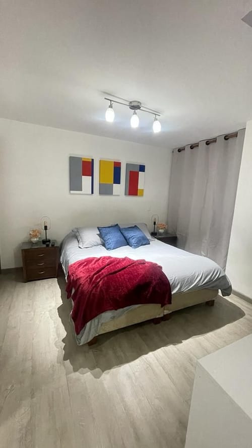 Apartamento de 1 alcoba en arriendo en El Diamante 2, Medellín, 77 m² · foto 5 de 10