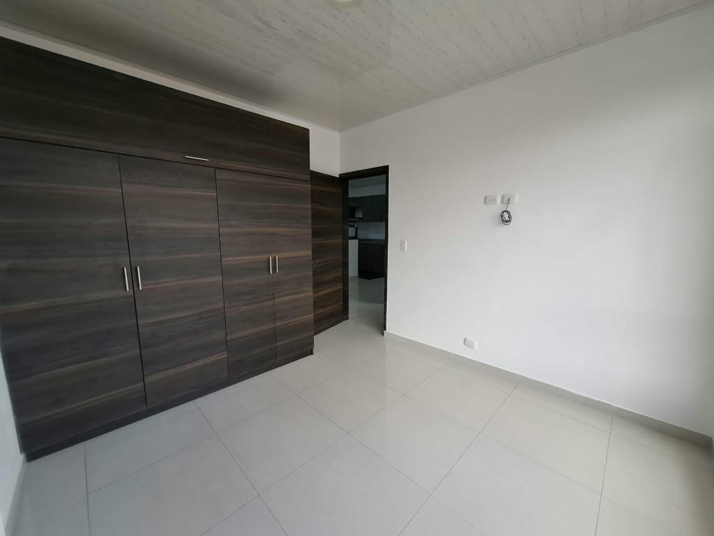 Apartamento en venta en Colon, Bogotá · foto 3 de 16