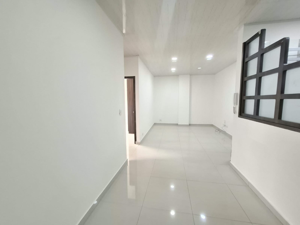 Apartamento en venta en Colon, Bogotá · foto 4 de 16