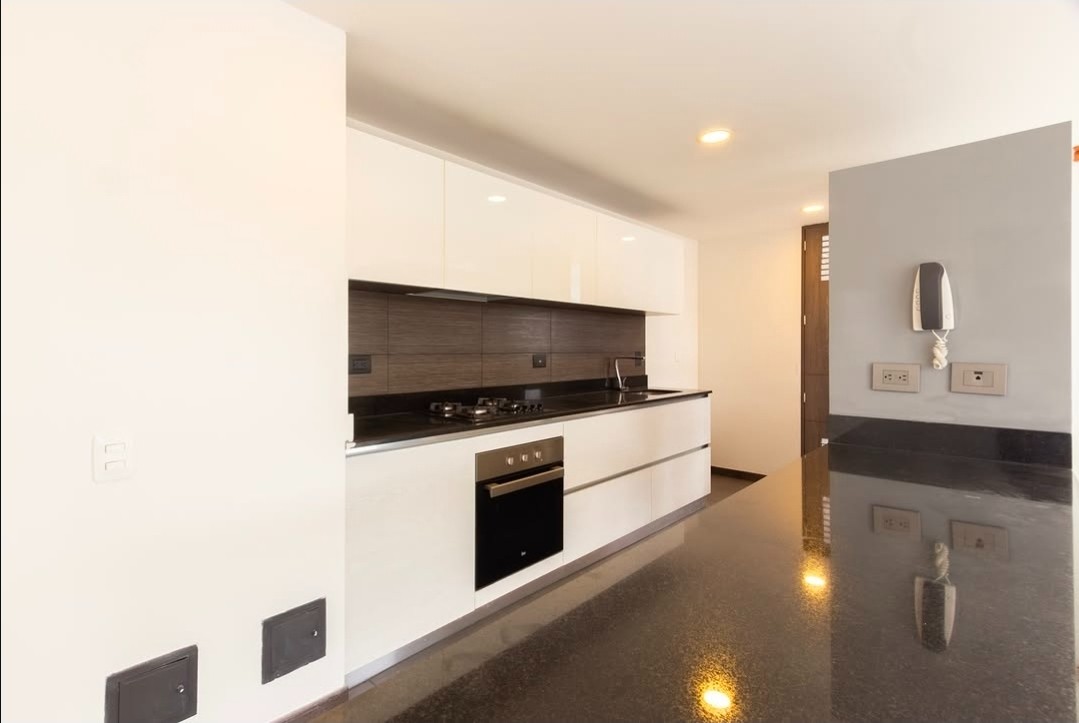 Apartamento en venta en Chapinero Alto, Bogotá · foto 2 de 21