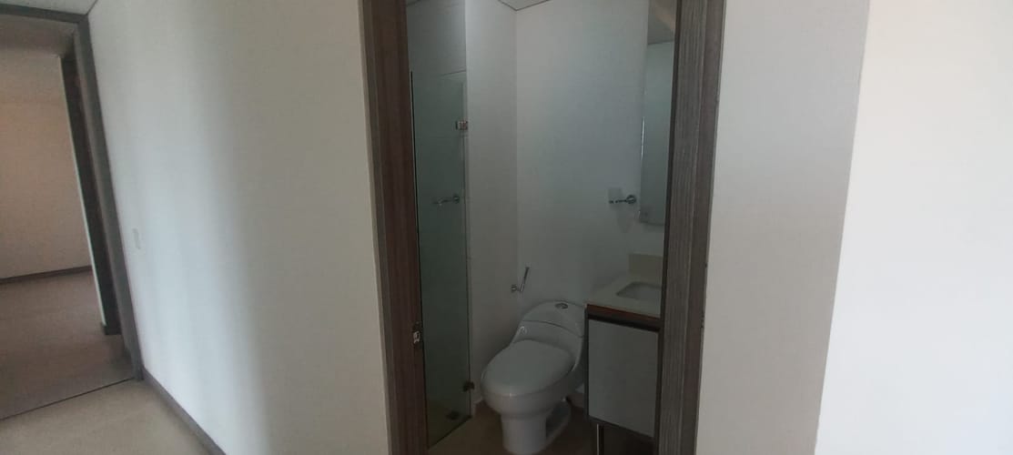Apartamento de 3 alcobas en venta en Suramericana, Medellín, 72 m² · foto 14 de 24