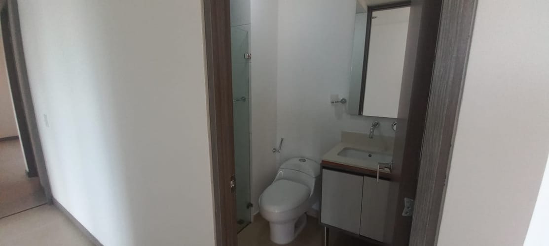 Apartamento de 3 alcobas en venta en Suramericana, Medellín, 72 m² · foto 15 de 24
