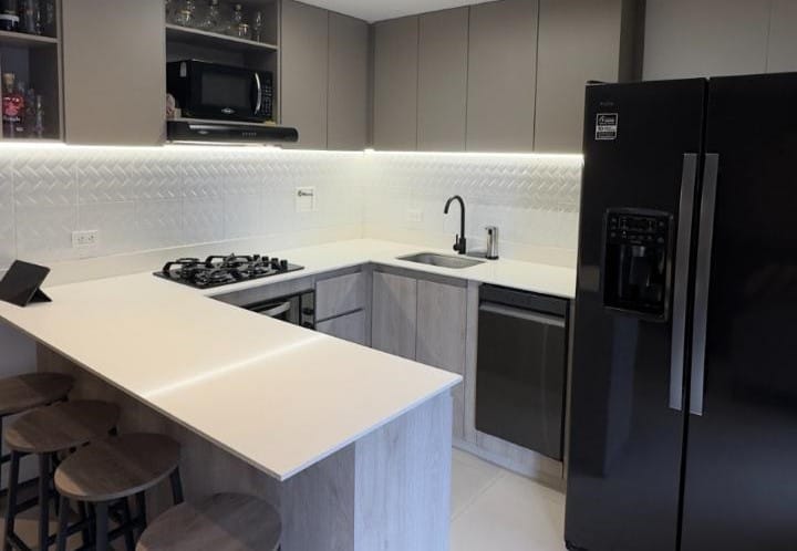 Apartamento de 3 alcobas en venta en Laureles, Medellín, 82 m² · foto 8 de 20