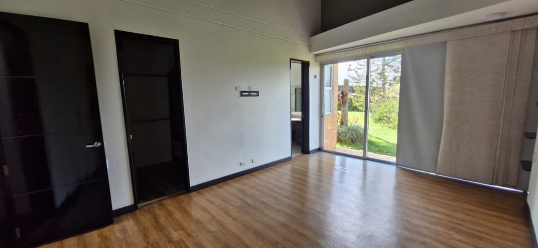 Casa de 4 alcobas en venta en El Porvenir, Rionegro, 427 m² · foto 5 de 21