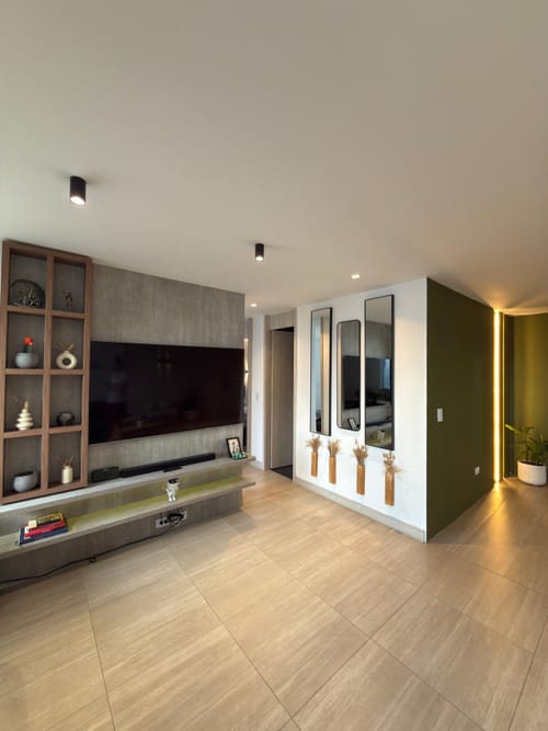 Apartamento en venta en El Poblado, Medellín · foto 2 de 18