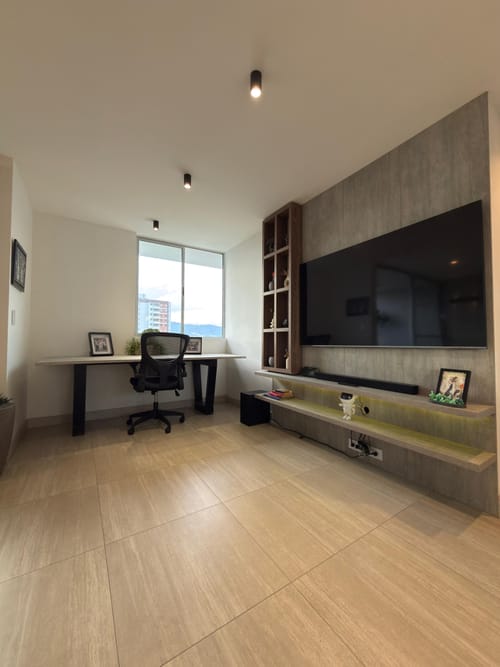 Apartamento en venta en El Poblado, Medellín · foto 3 de 18