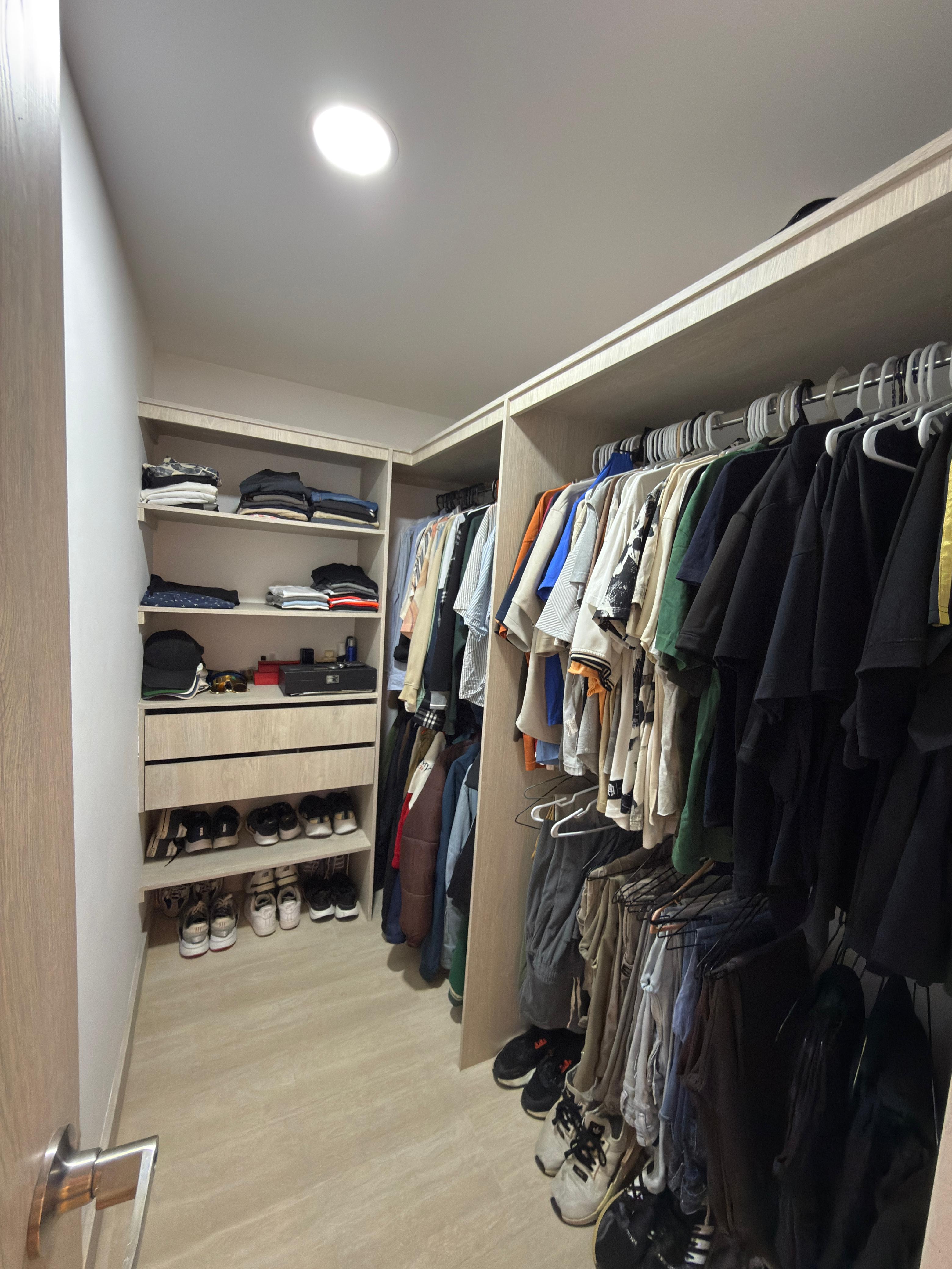 Apartamento en venta en El Poblado, Medellín · foto 18 de 18