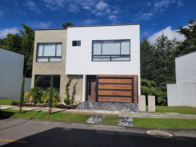 Lote en venta en Llano Grande, Rionegro, 144 m² · foto 4 de 8