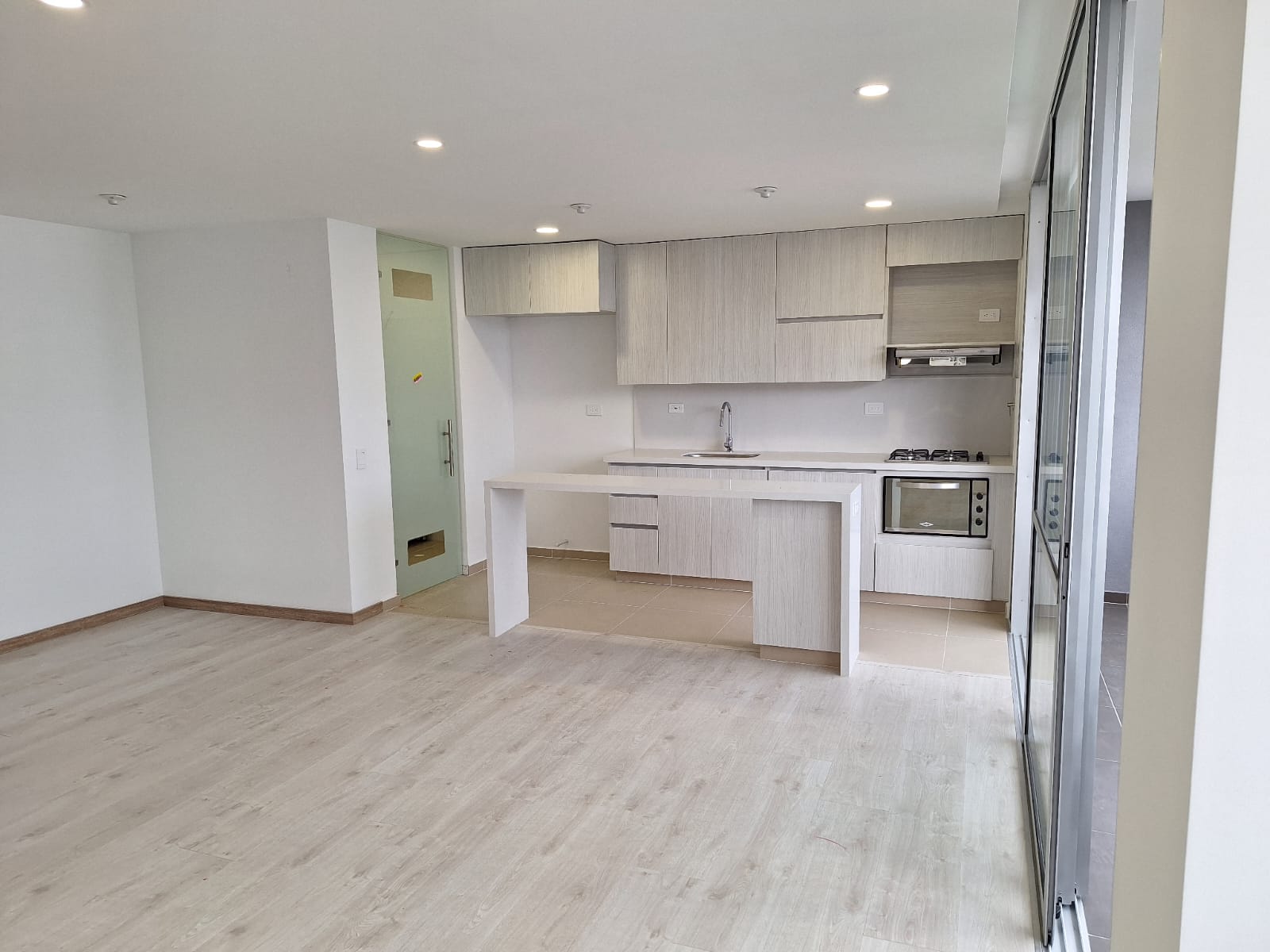 Apartamento en venta en La Tablaza, La Estrella · foto 2 de 24