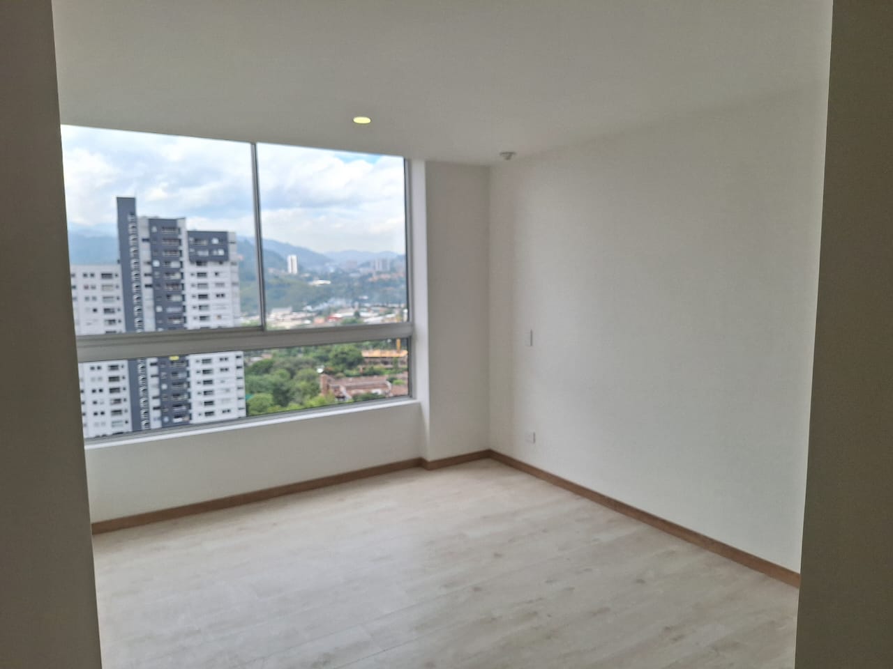 Apartamento en venta en La Tablaza, La Estrella · foto 7 de 24