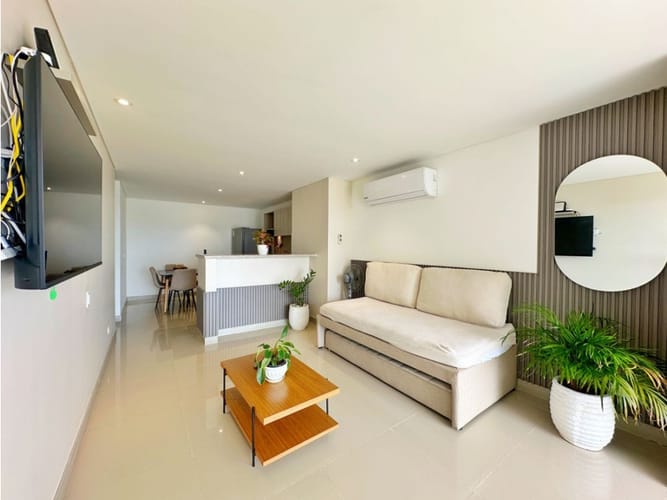 Apartamento de 2 alcobas en venta en Crespo, Cartagena, 104 m² · foto 2 de 12