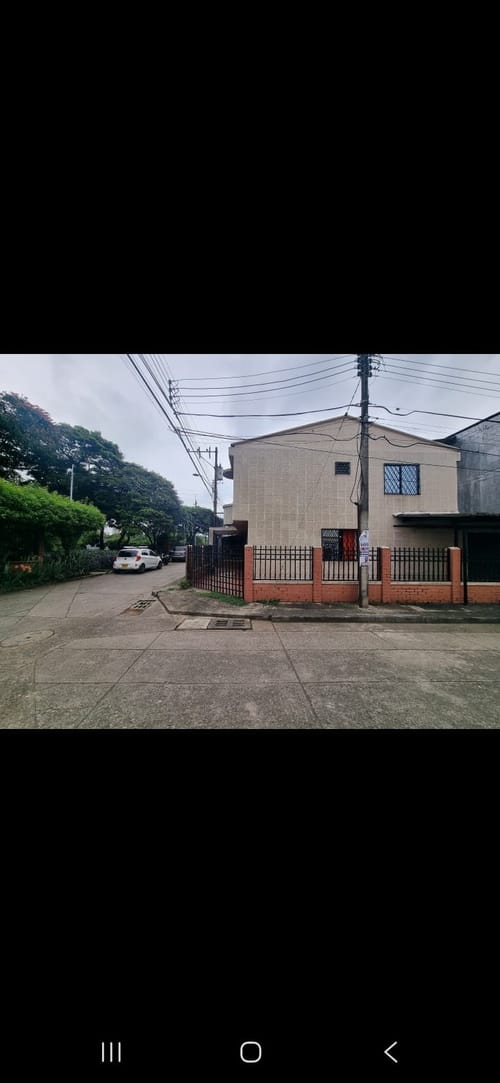 Casa de 4 alcobas en venta en Villa Monica, Jamundí, 210 m² · foto 9 de 10