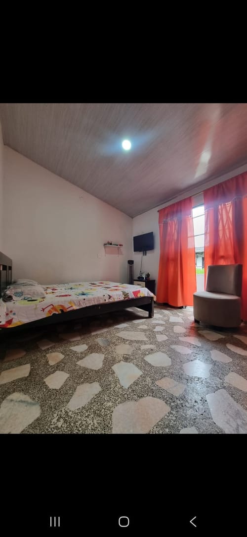 Casa de 4 alcobas en venta en Villa Monica, Jamundí, 210 m² · foto 7 de 10