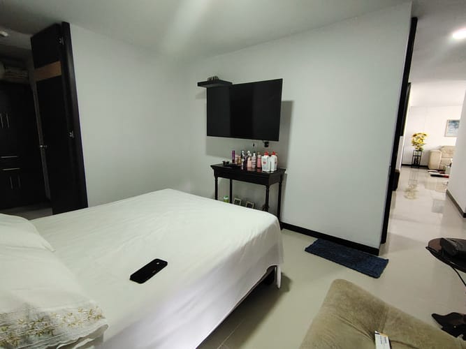 Apartamento de 3 alcobas en venta en Ciudad Jardin, Cali, 96 m² · foto 4 de 24
