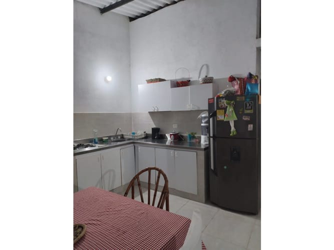Casa de 3 alcobas en venta en Ricaurte, 84 m² · foto 6 de 18