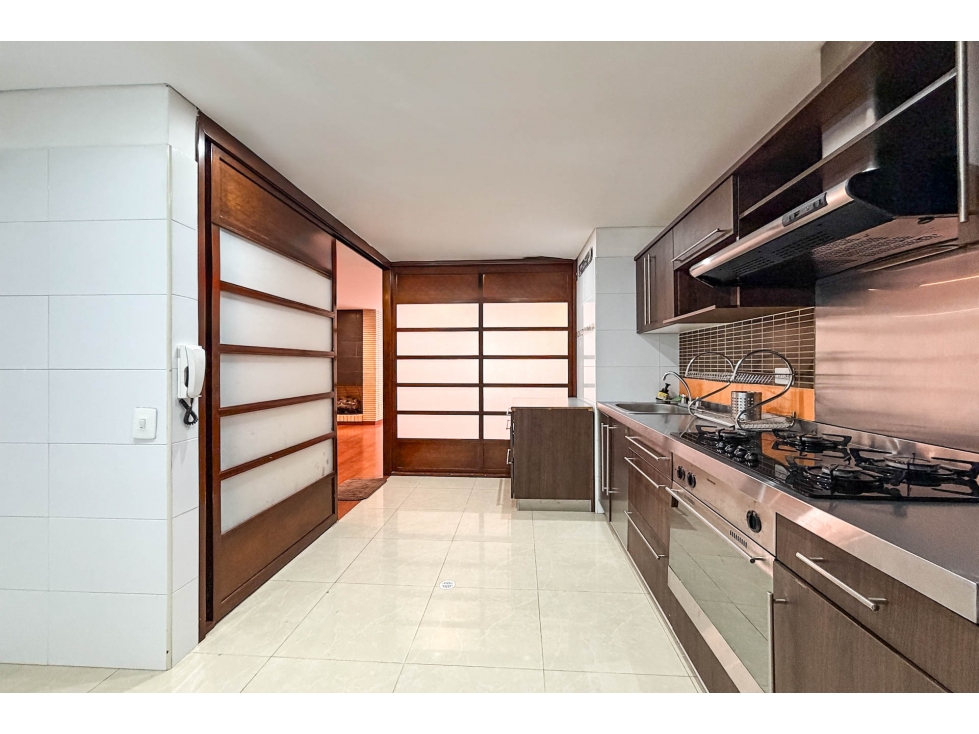 Apartamento en venta en Santa Barbara, Bogotá · foto 9 de 22
