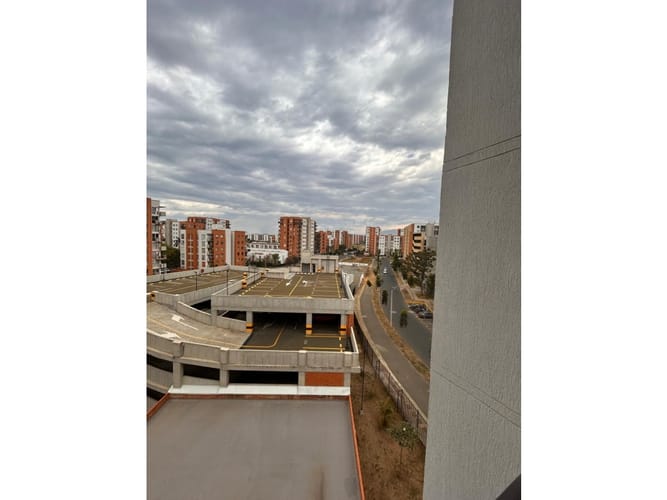 Apartamento en venta en Valle Del Lili, Cali · foto 15 de 24