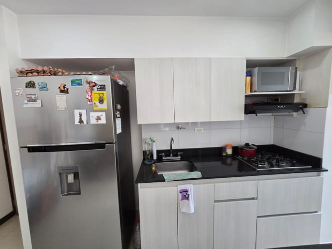 Apartamento de 3 alcobas en venta en Las Lomitas, Sabaneta, 70 m² · foto 6 de 24