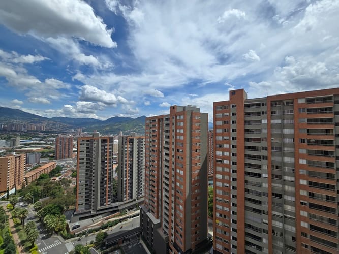 Apartamento de 3 alcobas en venta en Las Lomitas, Sabaneta, 70 m² · foto 9 de 24