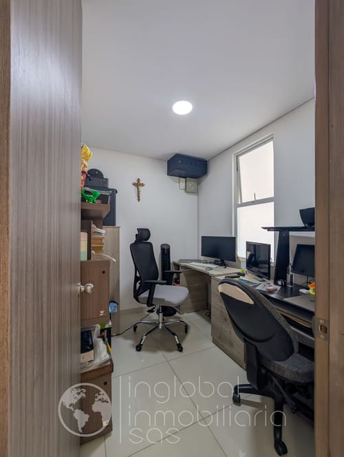 Casa de 4 alcobas en venta en El Castillo, Jamundí, 229 m² · foto 16 de 24