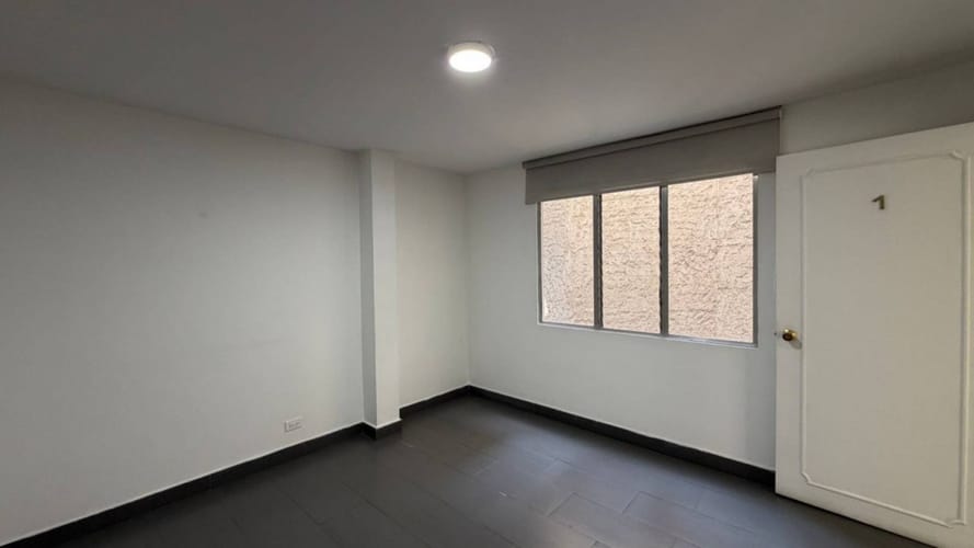 Oficina en arriendo en Conquistadores, Medellín, 43 m² · foto 5 de 12
