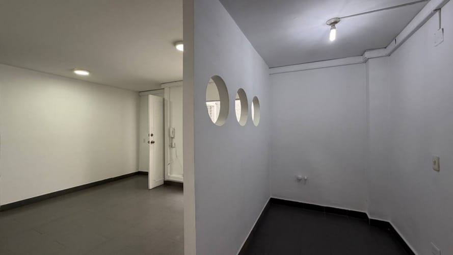 Oficina en arriendo en Conquistadores, Medellín, 43 m² · foto 9 de 12