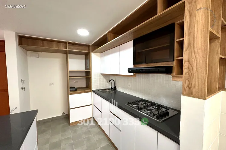 Apartamento de 3 alcobas en arriendo en Altos Del Poblado, Medellín, 76 m² · foto 5 de 24