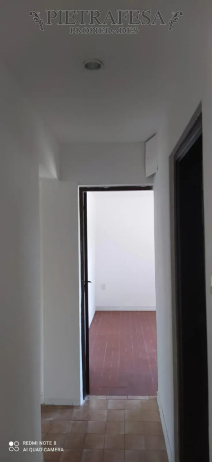 Casa en alquiler, 4 dormitorios, 1 baño, patio, cochera. Lagomar. · Foto 12