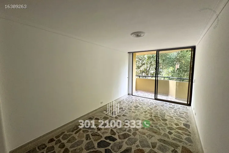 Apartamento de 3 alcobas en arriendo en Laureles, Medellín, 120 m² · foto 2 de 24