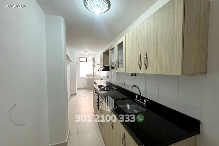Apartamento de 3 alcobas en arriendo en Laureles, Medellín, 120 m² · foto 10 de 24