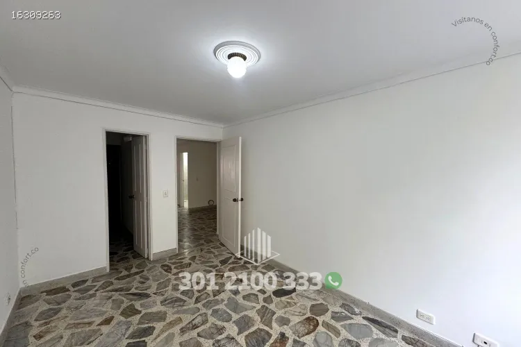 Apartamento de 3 alcobas en arriendo en Laureles, Medellín, 120 m² · foto 15 de 24