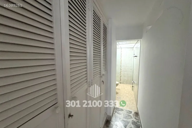 Apartamento de 3 alcobas en arriendo en Laureles, Medellín, 120 m² · foto 16 de 24