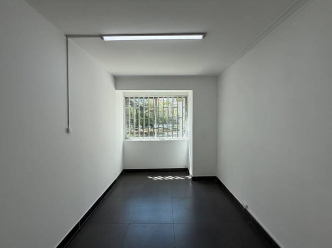 Oficina en arriendo en Conquistadores, Medellín, 43 m² · foto 5 de 10