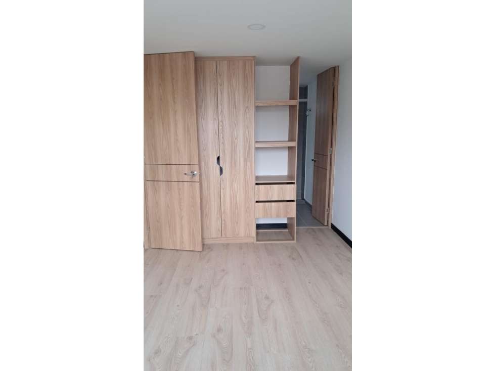 Apartamento en venta en San Antonio Nor - Occidental, Bogotá · foto 5 de 23
