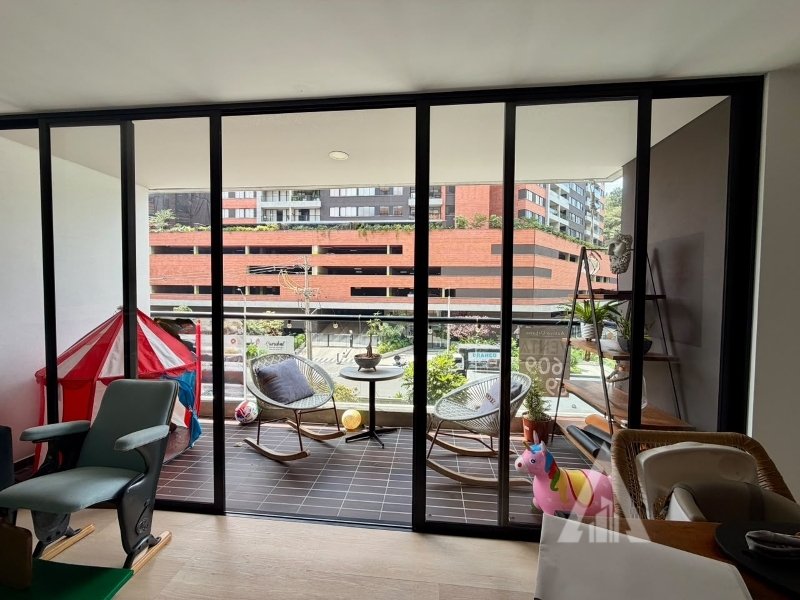 Apartamento en venta en Los Naranjos, Envigado · foto 12 de 14