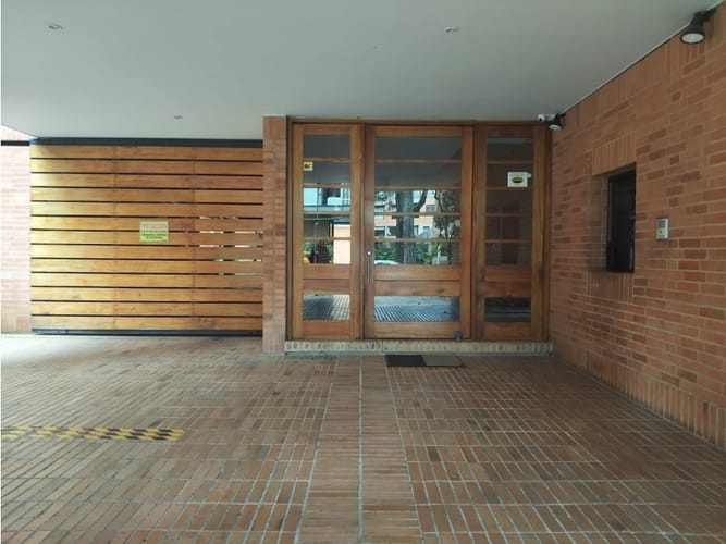 Apartamento de 1 alcoba en venta en Chico Norte, Bogotá, 94 m² · foto 3 de 24