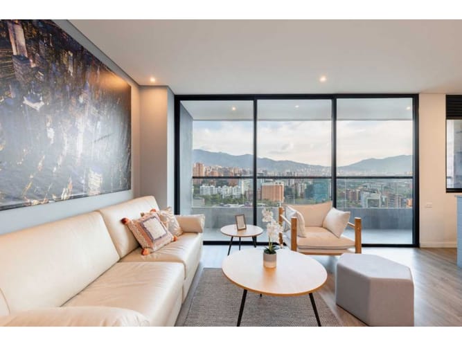 Apartamento en venta en Lalinde, Medellín · foto 4 de 24